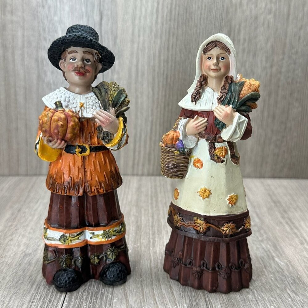 Thanksgiving Harvest Pilgrim Figurine Couple Hand Painted Decoration Multicolor